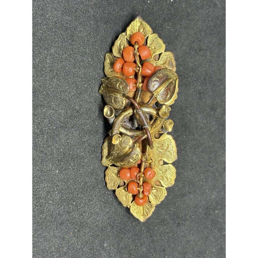 Antique Victorian Gold Tone Floral Leaf Engraved Coral Cluster Bar Pin Brooch - Picture 2 of 5